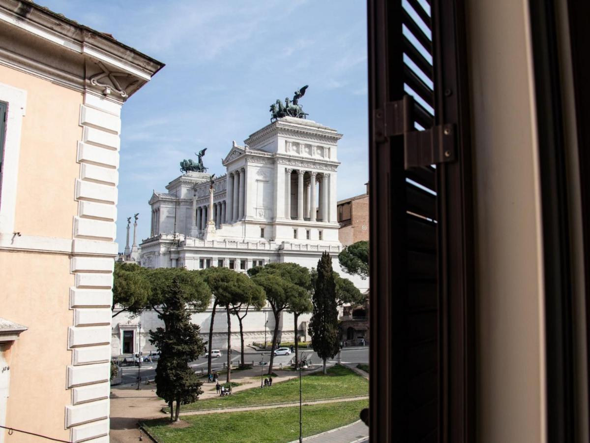 The Best Rent - Apartment With A View On Altare Della Patria โรม ภายนอก รูปภาพ